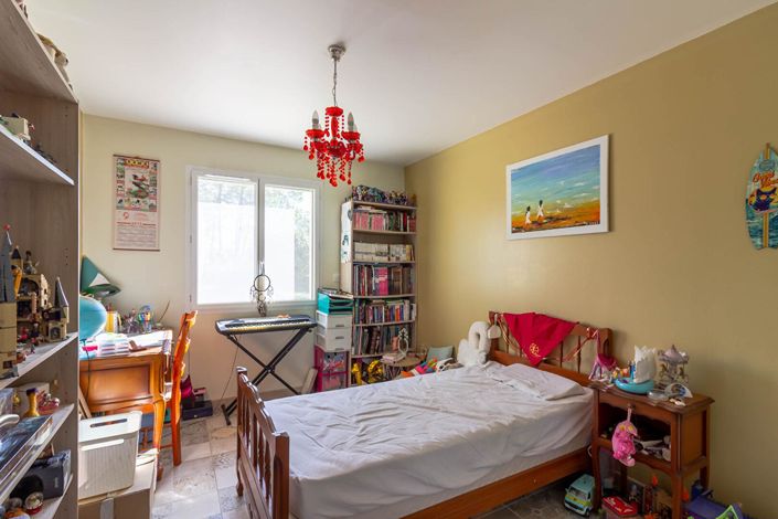 Image No.6-4 Bed House for sale