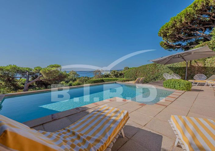 Image No.1-8 Bed House for sale