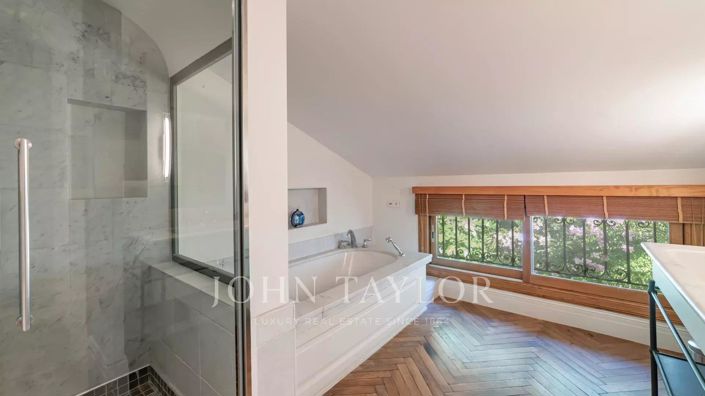 Image No.20-3 Bed House for sale