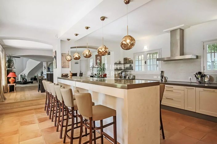 Image No.6-House for sale