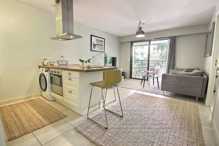 Image No.5-Apartment for sale