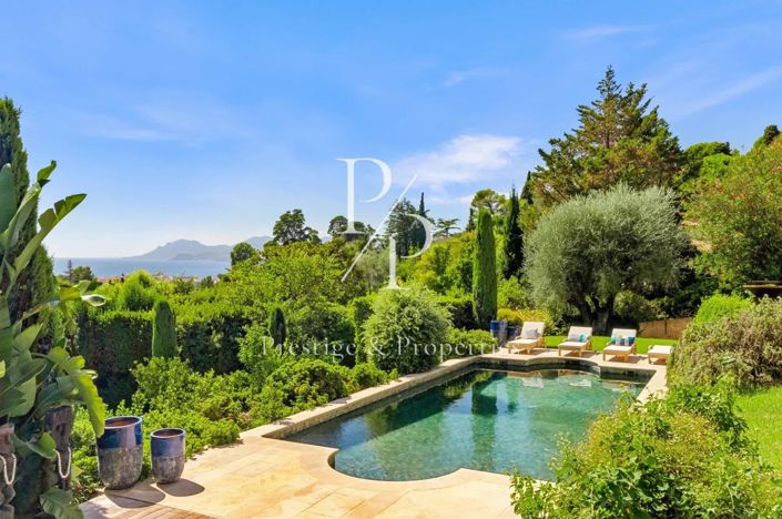 Image No.2-5 Bed House for sale