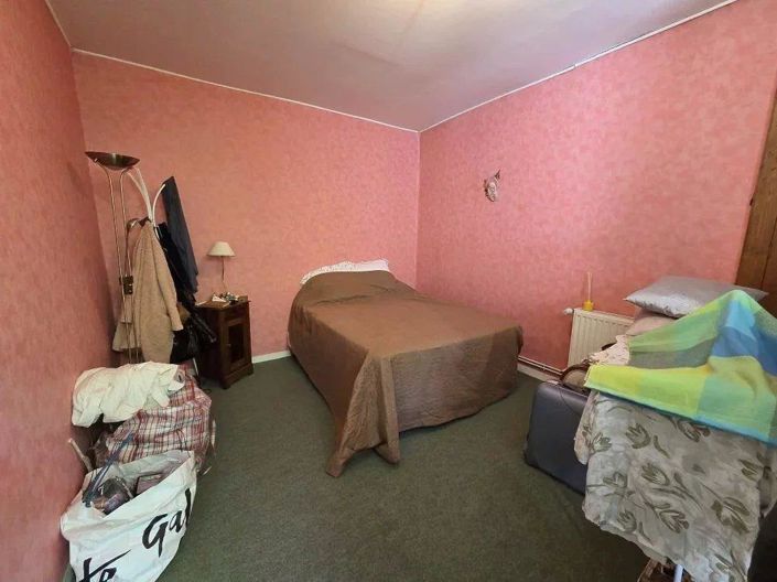 Image No.13-2 Bed House for sale