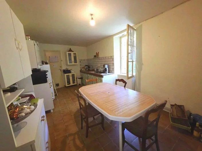 Image No.9-2 Bed House for sale