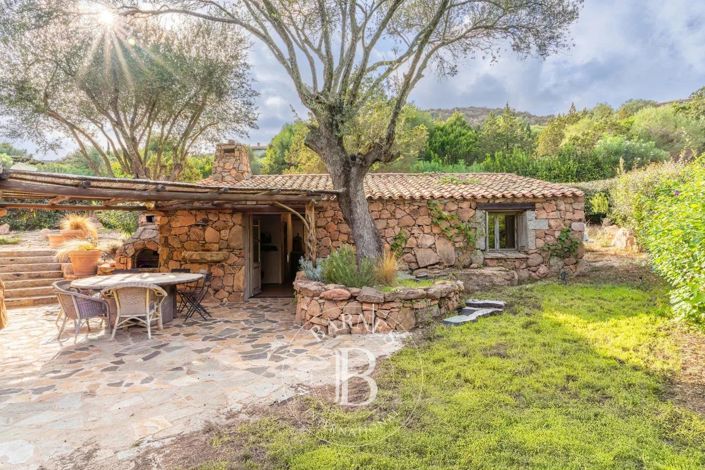 Image No.10-4 Bed House for sale