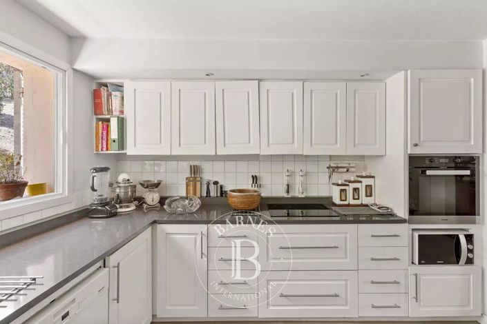 Image No.7-House for sale