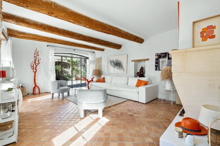 Image No.1-3 Bed House for sale