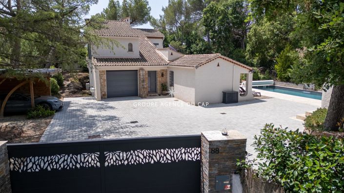 Image No.4-4 Bed House for sale