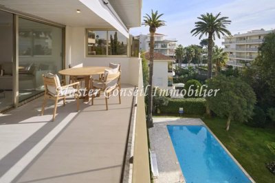 3 Bed Apartment for sale