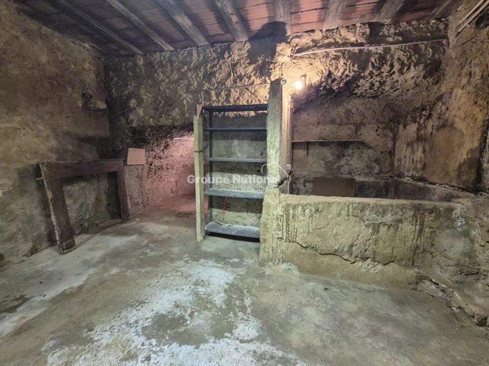 Image No.16-6 Bed House for sale