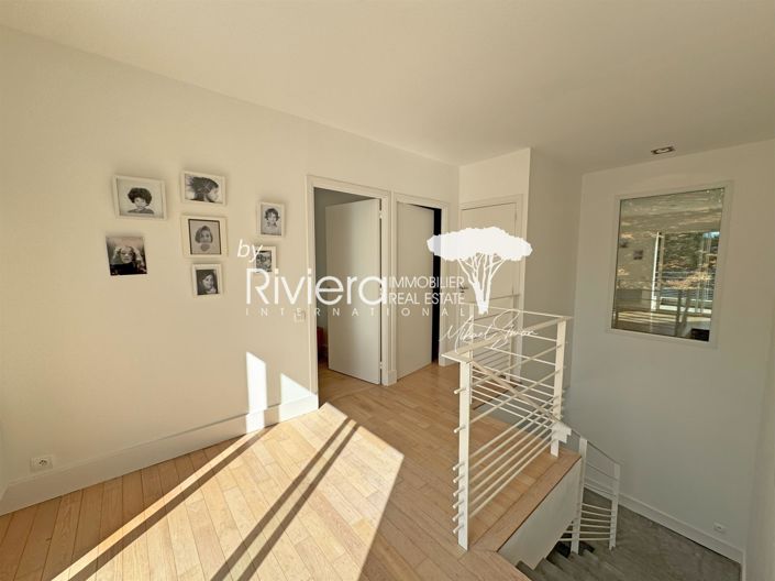 Image No.14-6 Bed House for sale