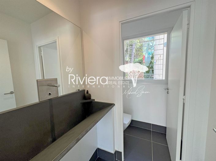 Image No.29-6 Bed House for sale