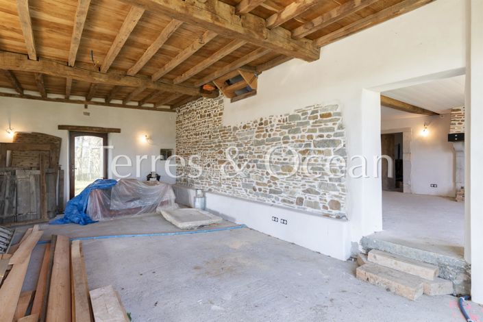 Image No.4-6 Bed House for sale