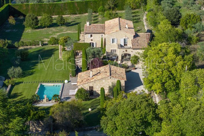 Image No.10-5 Bed House for sale