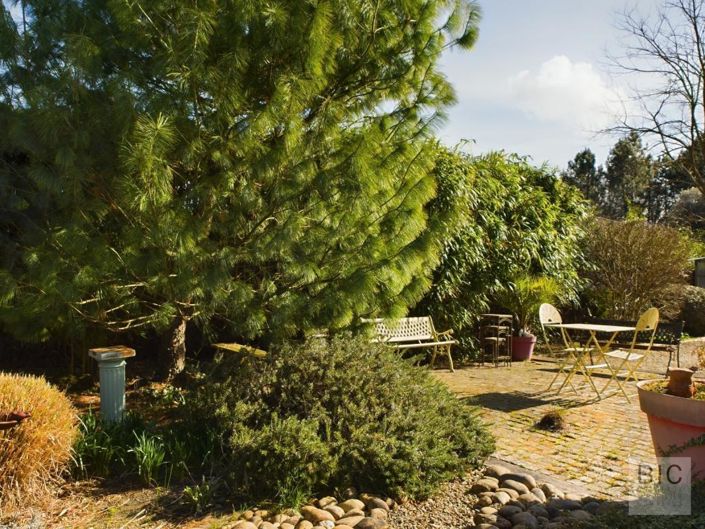 Image No.19-4 Bed House for sale