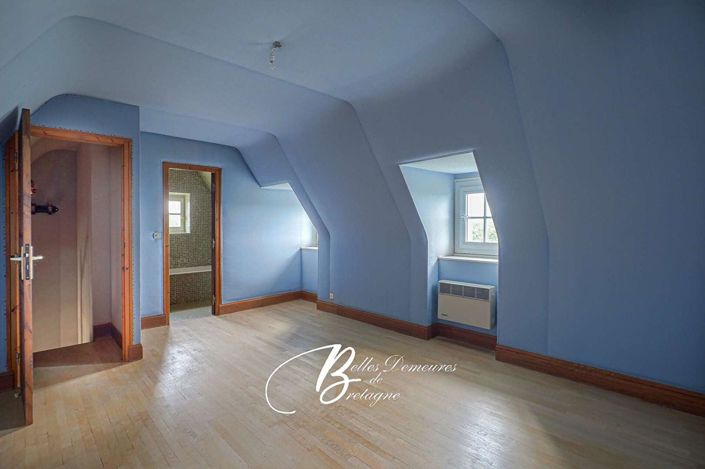 Image No.20-9 Bed House for sale