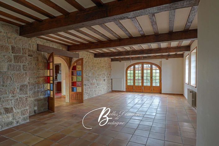 Image No.4-9 Bed House for sale