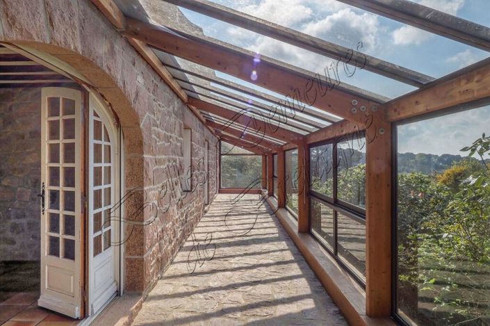 Image No.7-9 Bed House for sale