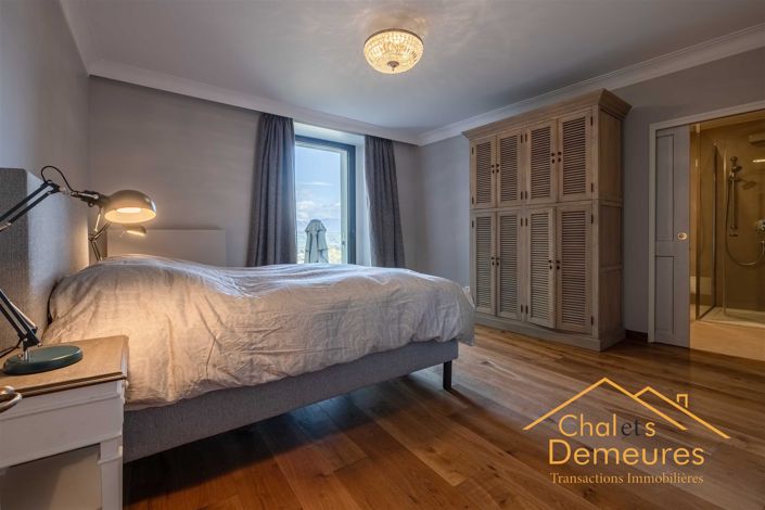 Image No.16-8 Bed House for sale