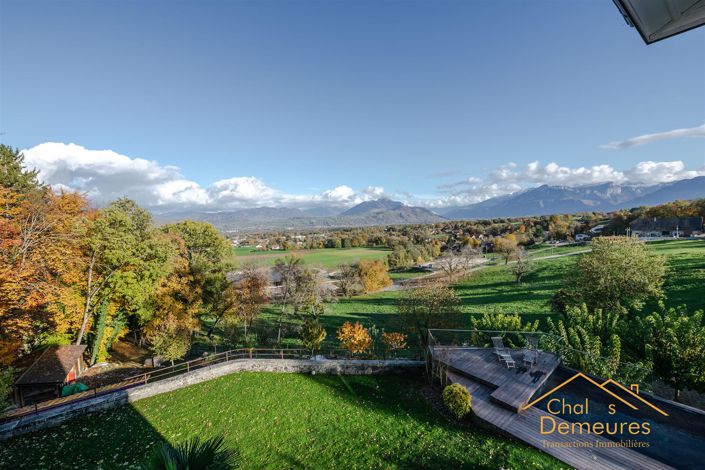 Image No.4-8 Bed House for sale