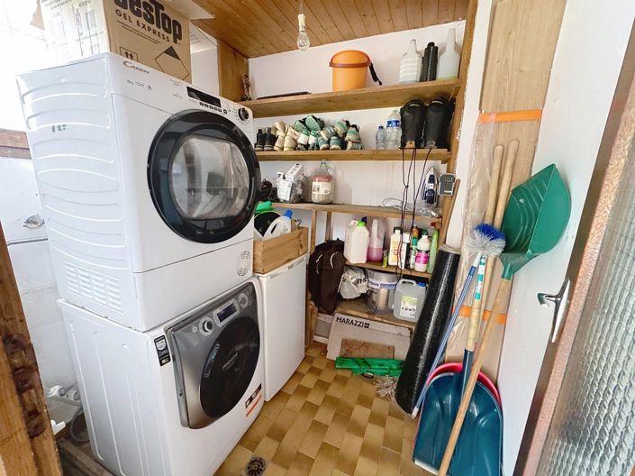 Image No.18-3 Bed Apartment for sale