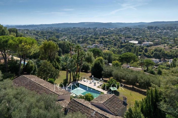 Image No.18-4 Bed House for sale