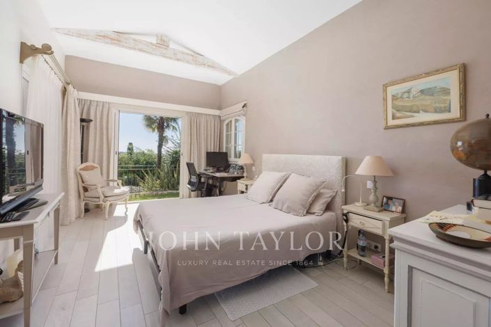 Image No.11-4 Bed House for sale