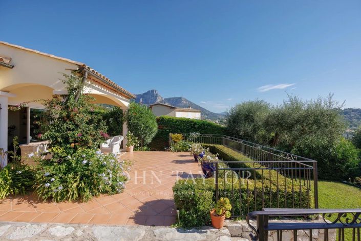 Image No.2-4 Bed House for sale