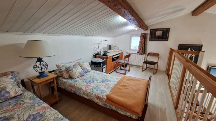 Image No.6-3 Bed House for sale