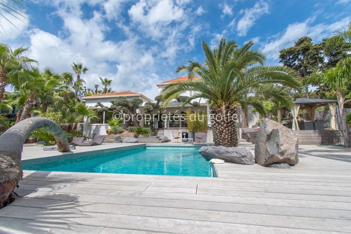 Image No.22-4 Bed House for sale