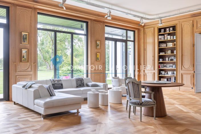 Image No.4-8 Bed House for sale