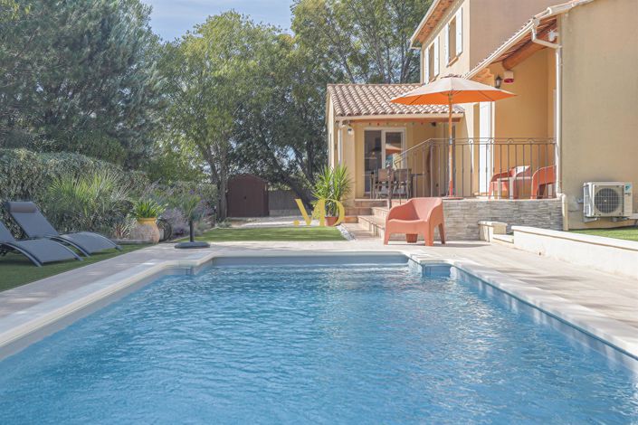 Image No.1-3 Bed House for sale