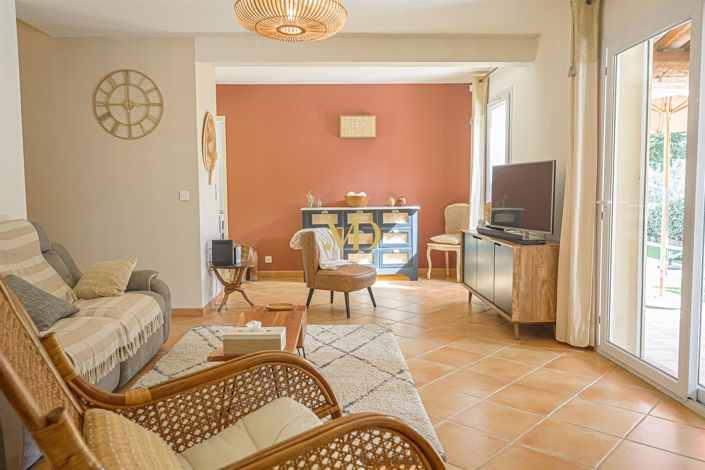 Image No.20-3 Bed House for sale