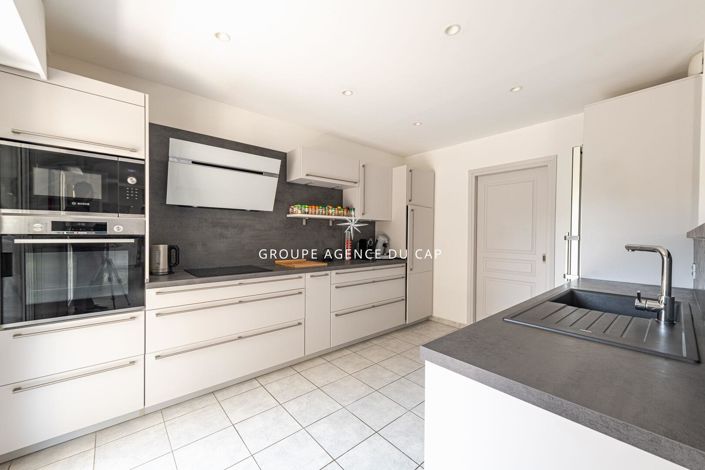 Image No.2-3 Bed Apartment for sale