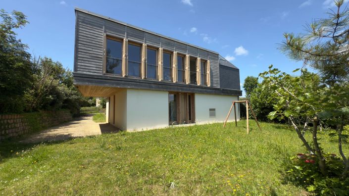 Image No.17-3 Bed House for sale