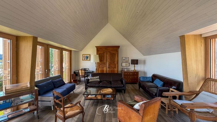 Image No.3-3 Bed House for sale