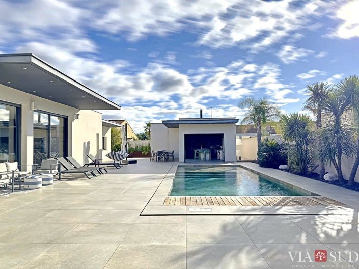 Image No.2-4 Bed Property for sale