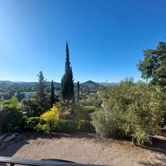 Image No.4-3 Bed House for sale