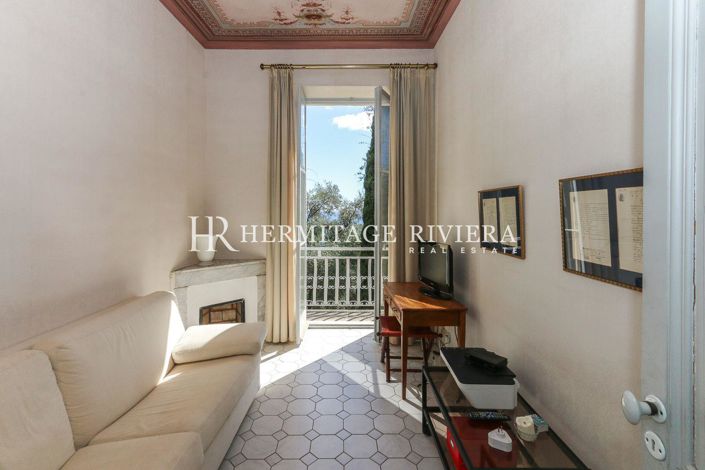 Image No.25-5 Bed House for sale