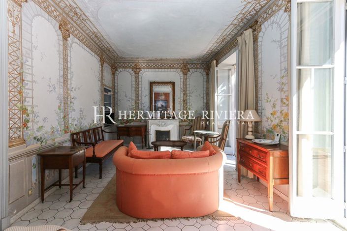 Image No.8-5 Bed House for sale