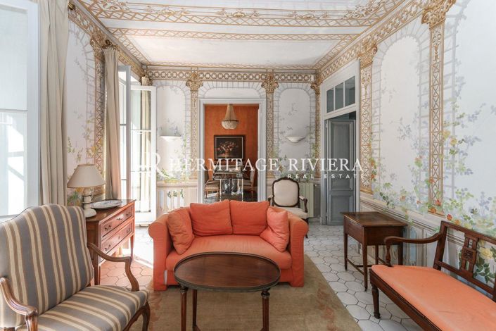 Image No.9-5 Bed House for sale