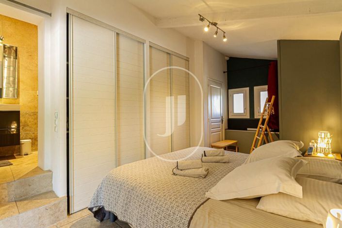 Image No.7-4 Bed House for sale