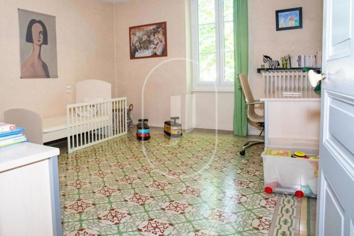 Image No.11-7 Bed House for sale