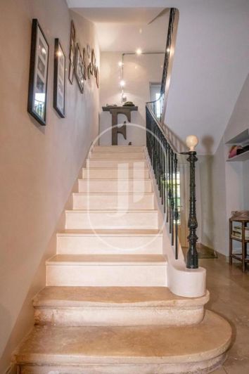 Image No.17-7 Bed House for sale