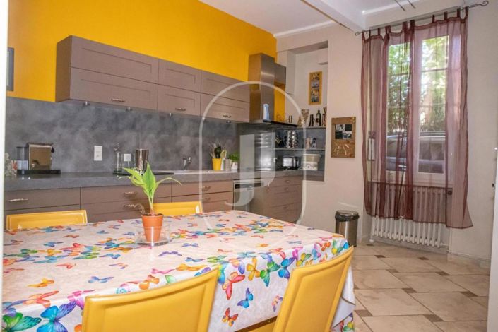 Image No.6-7 Bed House for sale