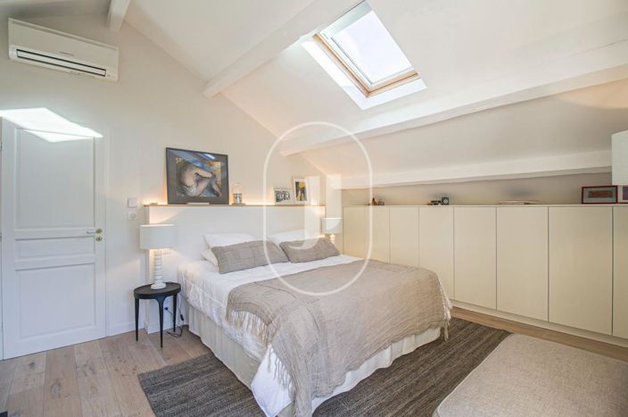 Image No.11-5 Bed House for sale