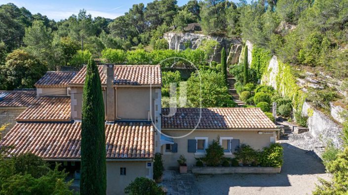 Image No.15-5 Bed House for sale