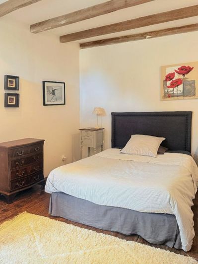 Image No.11-2 Bed House for sale