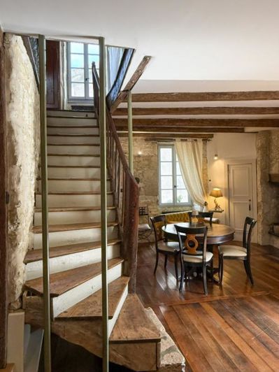 Image No.8-2 Bed House for sale