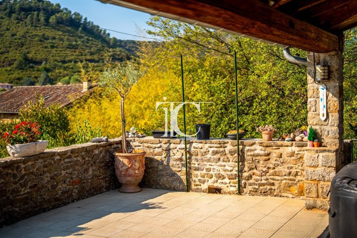 Image No.16-4 Bed House for sale